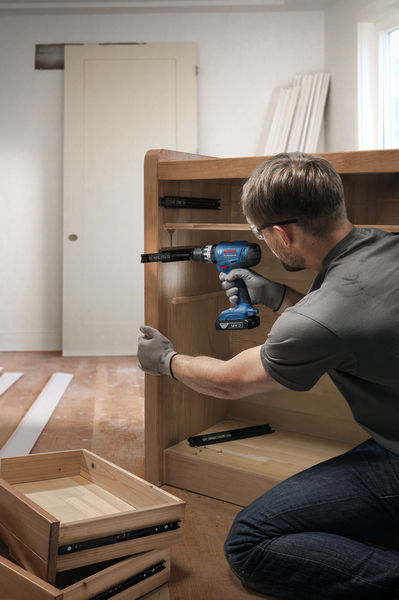 BOSCH Akku-Schlagbohrschauber GSB 18V-25, 2 x Akku GBA 18V 2.0Ah