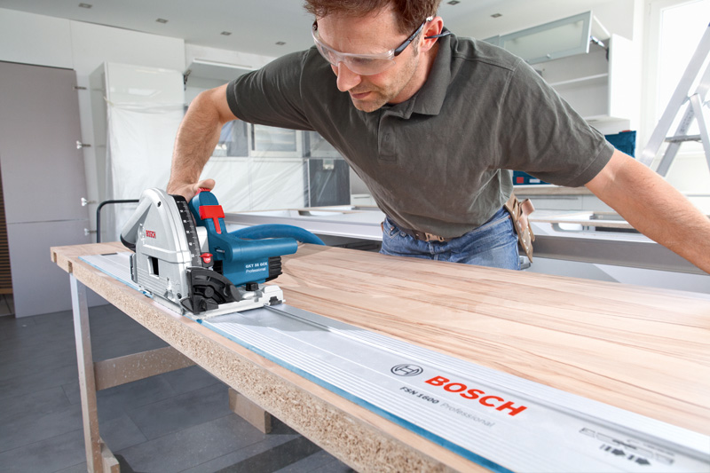 BOSCH Tauchsäge GKT 55 GCE mit L-BOXX 374 BOSCH Tauchsäge GKT 55 GCE mit L-BOXX 374
