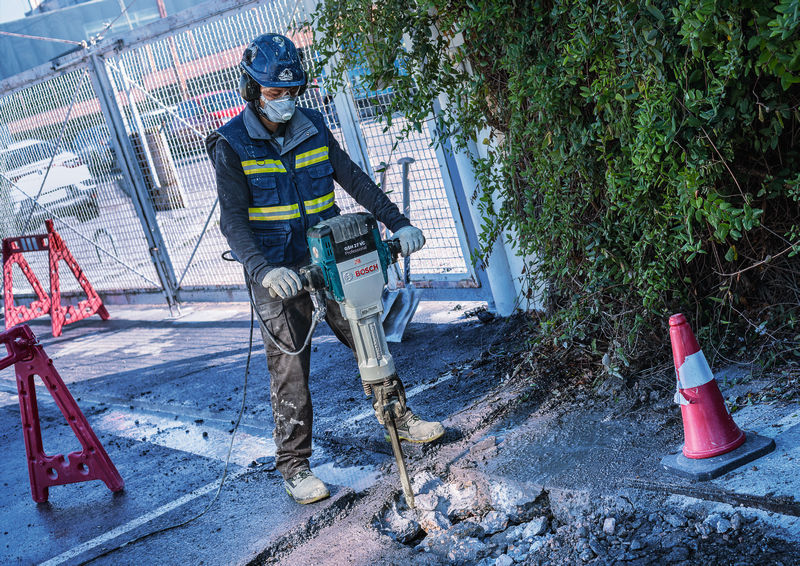 BOSCH PRO HEX 28-4C Spitzmeißel, 400 mm BOSCH PRO HEX 28-4C Spitzmeißel, 400 mm