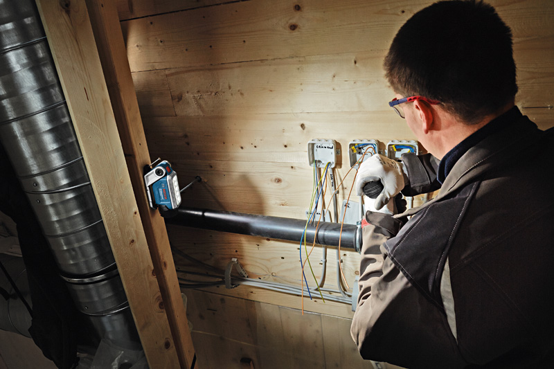 BOSCH Akku-Leuchte GLI 12V-330
