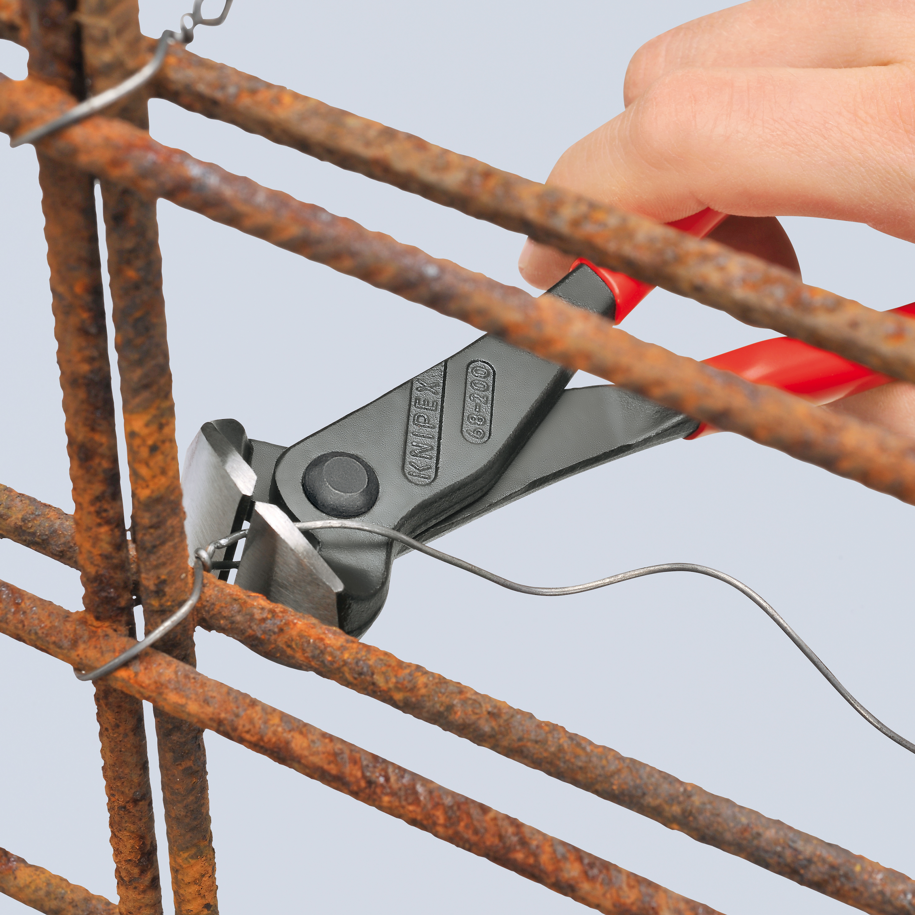 KNIPEX KNIPEX 68 01 200 Vornschneider 200 mm schwarz atramentiert mit Kunststoff überzogen poliert KNIPEX KNIPEX 68 01 200 Vornschneider 200 mm schwarz atramentiert mit Kunststoff überzogen poliert