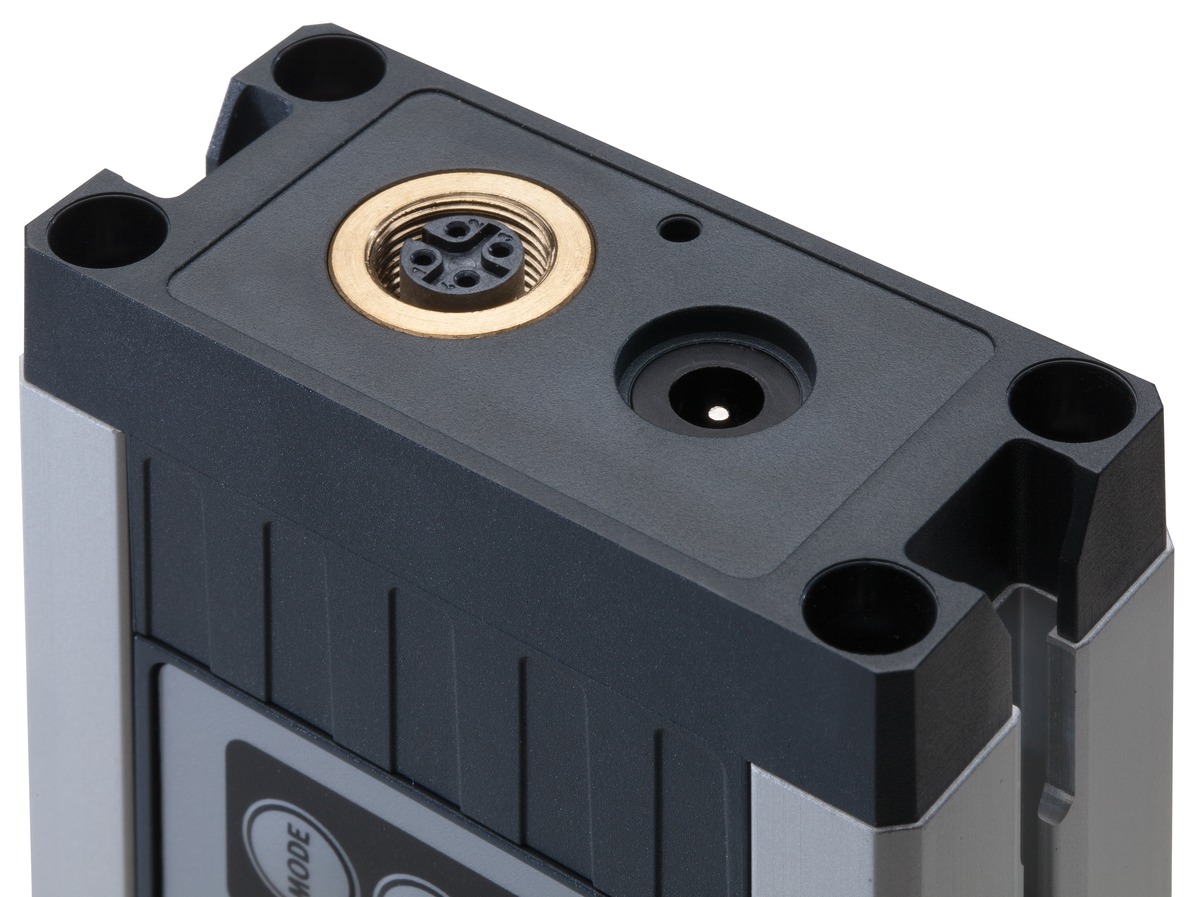 STABILA Elektronischer Neigungsmesser TECH 1000 DP, 17,5 cm, 1 Digital-Display, Messbereich: 0° – 360°, RS-485-Schnittstelle, Steckernetzteil, Datenkabel, Auswertesoftware, Schutzklasse IP 65, Tasche STABILA Elektronischer Neigungsmesser TECH 1000 DP, 17,5 cm, 1 Digital-Display, Messbereich: 0° – 360°, RS-485-Schnittstelle, Steckernetzteil, Datenkabel, Auswertesoftware, Schutzklasse IP 65, Tasche