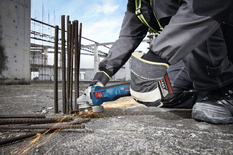 BOSCH Akku-Winkelschleifer GWS 18V-11, L-BOXX 136
