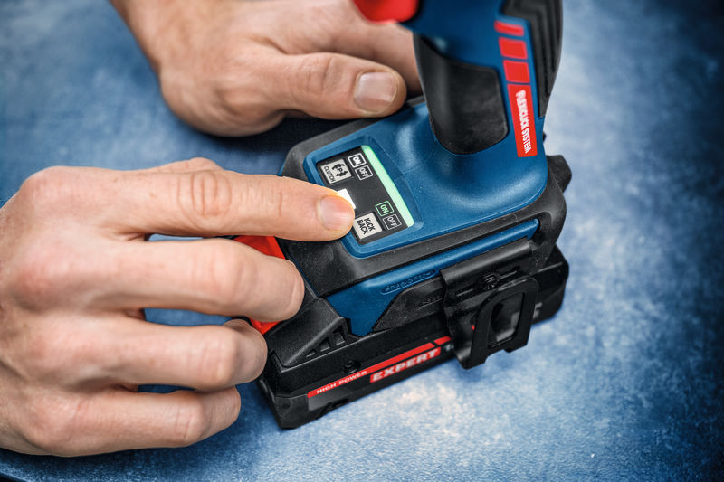 BOSCH EXPERT Akku-Bohrschrauber EXSR18V-90FC, 2 x EXBA18V-40, L-BOXX 136