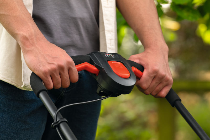 BOSCH Akku-Rasenmäher ROTAK18V2-38
