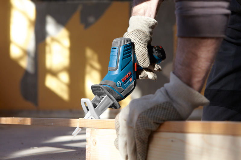 BOSCH Professional 12V System Akku-Säbelsäge GSA 12V-14 in Karton (inkl. Einlage)