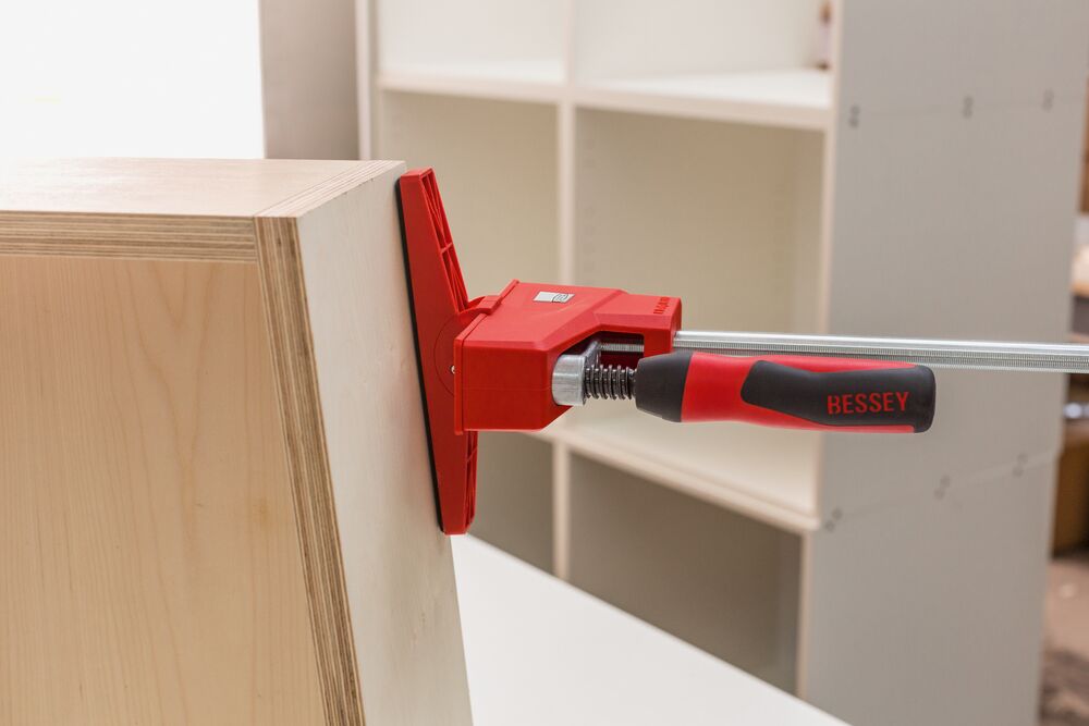 BESSEY Adapter Korpuszwinge KR-AS, schwenkbar (2St./Packung) BESSEY Adapter Korpuszwinge KR-AS, schwenkbar (2St./Packung)