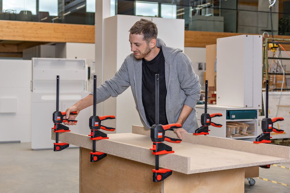 BESSEY Einhandzwinge mit drehbarem Griff EZ360-15 BESSEY Einhandzwinge mit drehbarem Griff EZ360-15