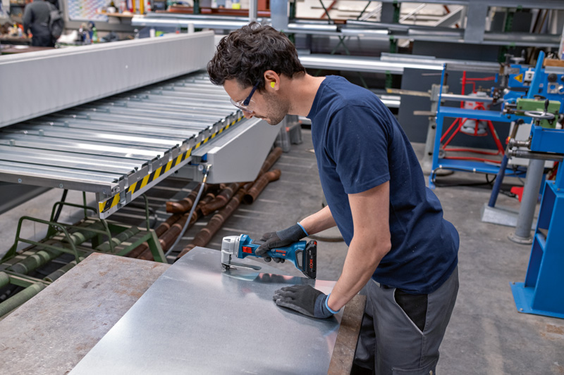 BOSCH Akku-Blechschere GSC 18V-16 E