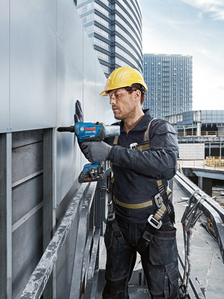 BOSCH Akku-Nietpistole GRG 18V-16 C in L-BOXX BOSCH Akku-Nietpistole GRG 18V-16 C in L-BOXX