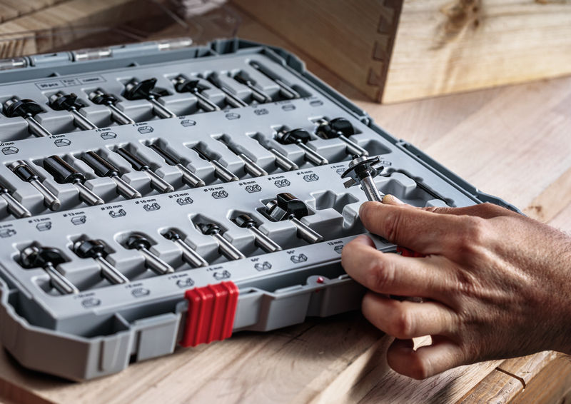 BOSCH 30 tlg Mixed Fräser Set 6mm Schaft