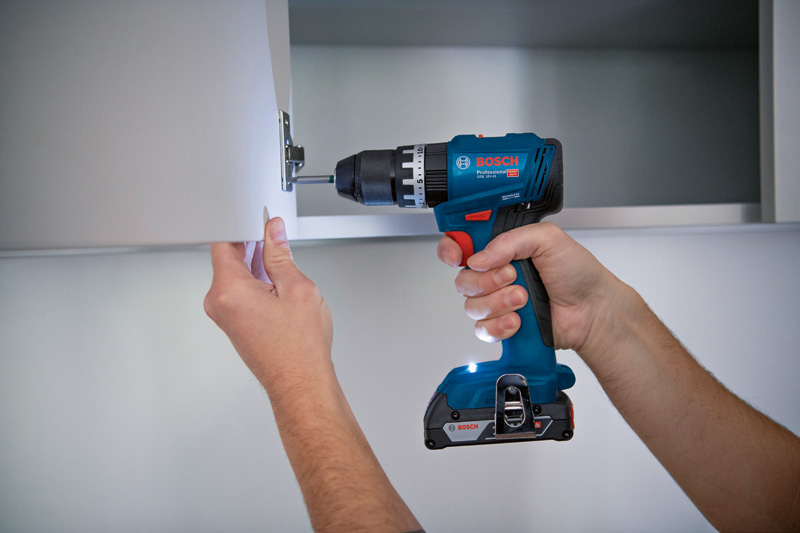 BOSCH Akku-Schlagbohrschauber GSB 18V-45, 2 x Akku GBA 18V 2.0Ah in L-BOXX BOSCH Akku-Schlagbohrschauber GSB 18V-45, 2 x Akku GBA 18V 2.0Ah in L-BOXX
