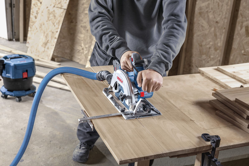 BOSCH Akku-Kreissäge GKS 18V-68-2 BOSCH Akku-Kreissäge GKS 18V-68-2