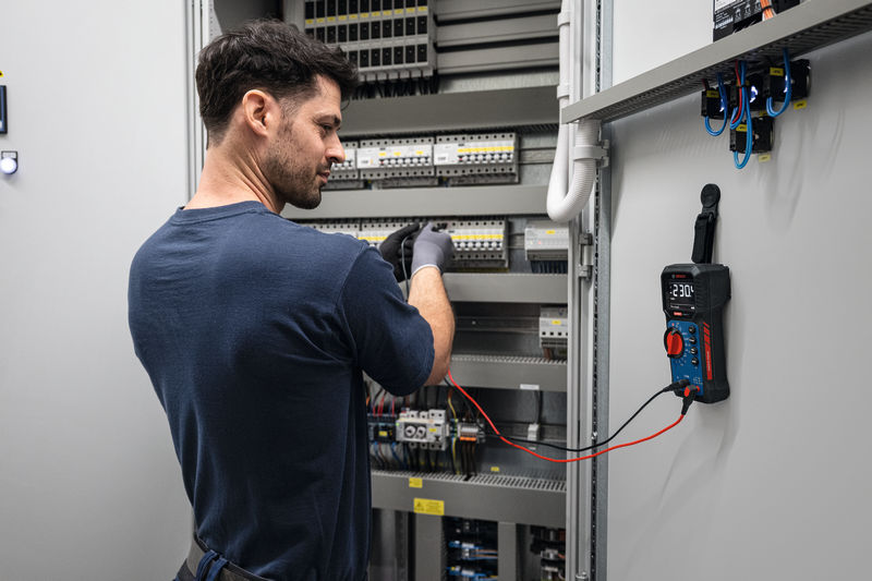 BOSCH EXPERT Digitales Multimeter EXDM600-17