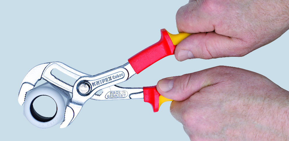 KNIPEX KNIPEX 87 26 250 Cobra® VDE Hightech-Wasserpumpenzange, isoliert 250 mm verchromt isoliert mit Mehrkomponenten-Hüllen, VDE-geprüft