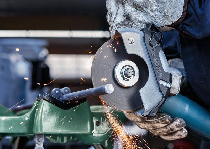 BOSCH PRO Metal Trennscheibe, 150 x 2.5 x 22.23 mm, gerade