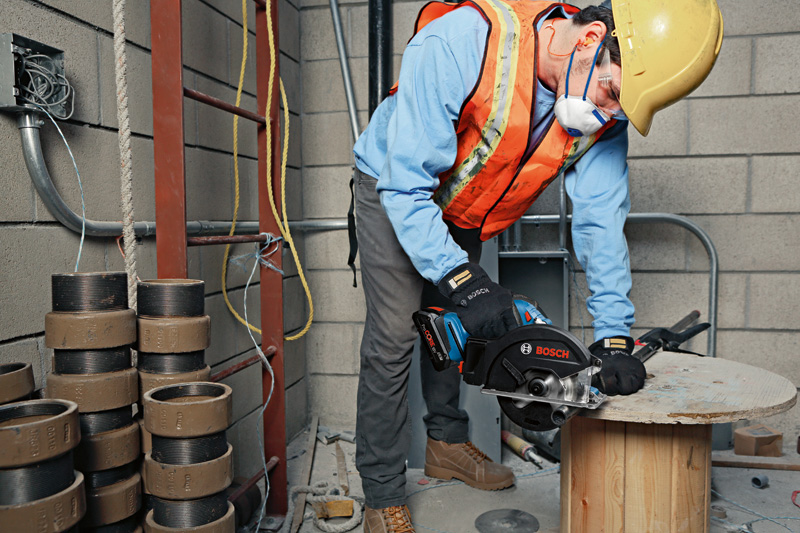 BOSCH Akku-Kreissäge GKM 18V-50 Professional BOSCH Akku-Kreissäge GKM 18V-50 Professional
