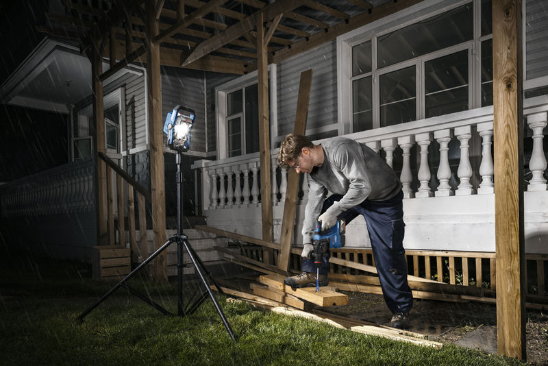 BOSCH Akku-Bauleuchte GLI 18V-3000