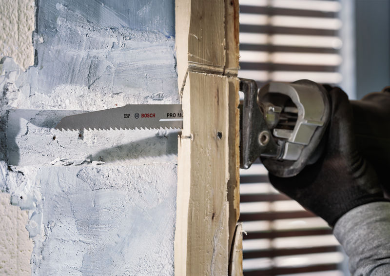 BOSCH PRO Multi Material Demolition S1110VF Säbelsägeblatt, 1,6 x 22 x 225 mm, 25-tlg. BOSCH PRO Multi Material Demolition S1110VF Säbelsägeblatt, 1,6 x 22 x 225 mm, 25-tlg.