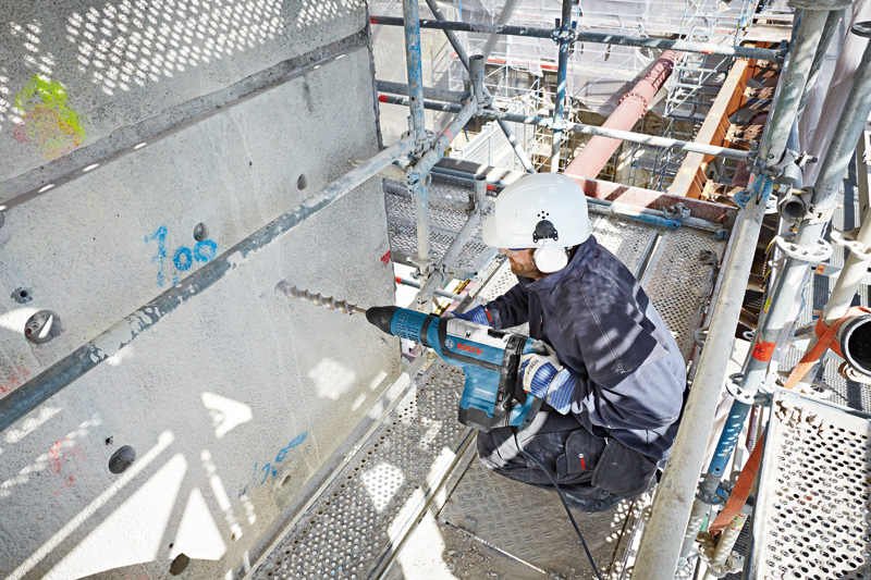 BOSCH Bohrhammer GBH 12-52 DV mit SDS-max