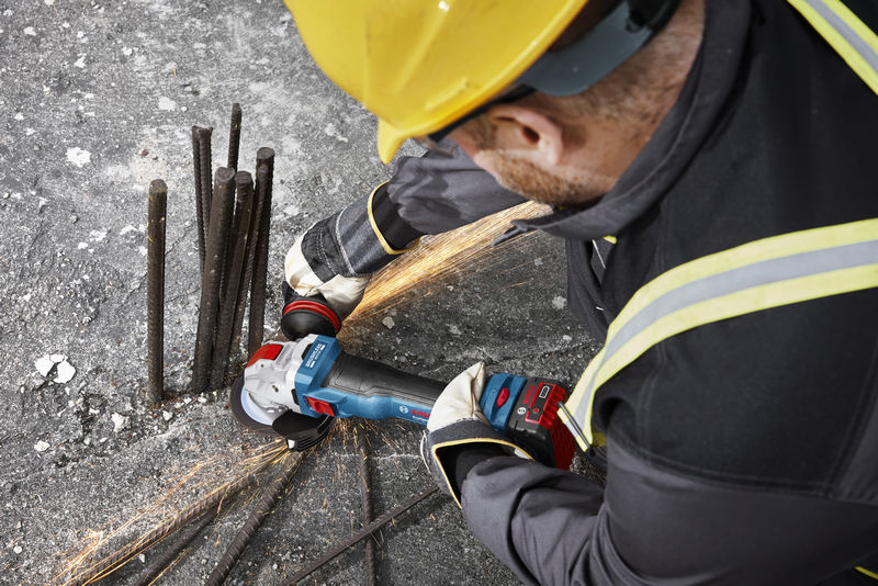BOSCH Akku-Winkelschleifer GWX 18V-11 S, L-BOXX 136