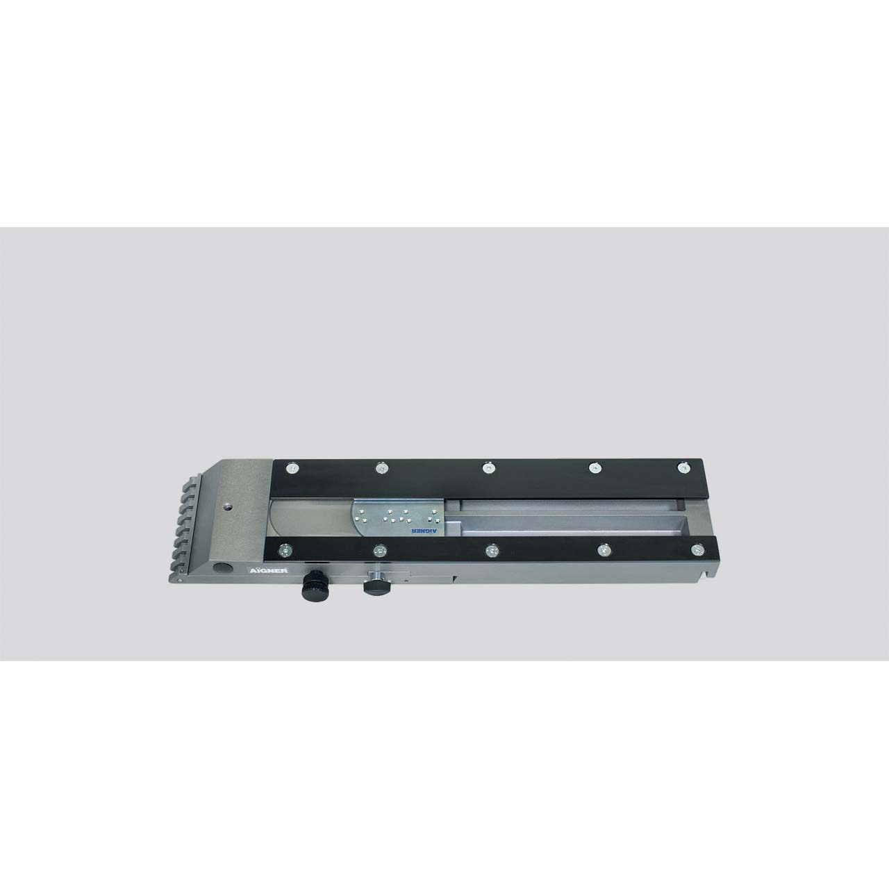 AIGNER Integralanschlag 2 x 650 mm für SCM