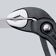 KNIPEX KNIPEX 87 03 125 Cobra® Hightech-Wasserpumpenzange 125 mm verchromt mit rutschhemmendem Kunststoff überzogen
