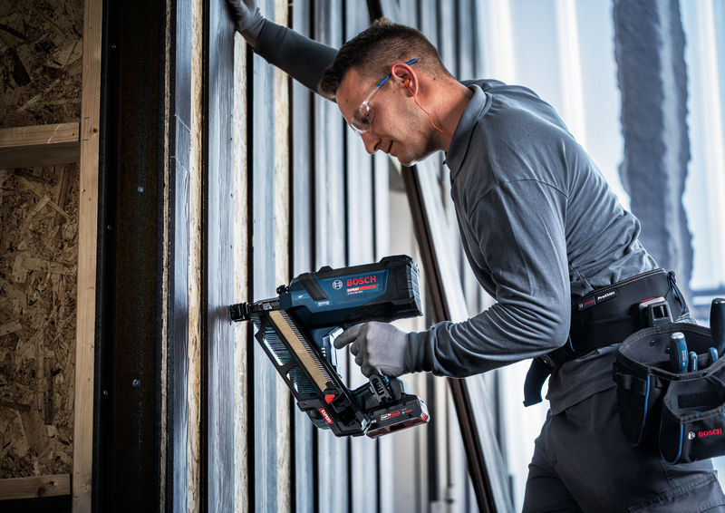 BOSCH Akku-Holznagler EXNH18V-90D in XL-BOXX BOSCH Akku-Holznagler EXNH18V-90D in XL-BOXX