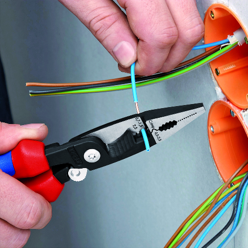KNIPEX KNIPEX 13 92 200 Elektro-Installationszange 200 mm schwarz atramentiert mit Mehrkomponenten-Hüllen poliert