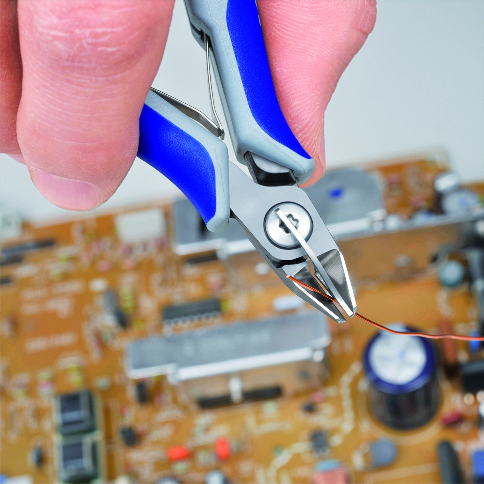KNIPEX KNIPEX 79 52 125 Präzisions-Elektronik-Seitenschneider 125 mm brüniert mit Mehrkomponenten-Hüllen poliert