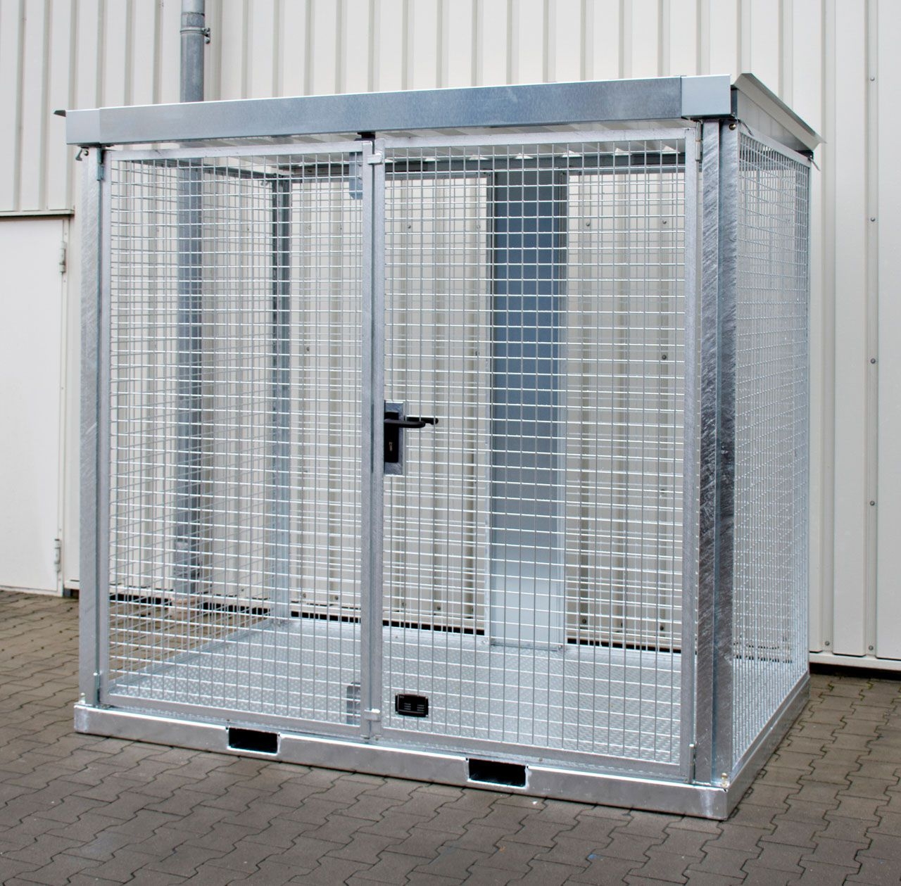 BAUER Gasflaschen-Container GFC-E/T M3, feuerverzinkt BAUER Gasflaschen-Container GFC-E/T M3, feuerverzinkt