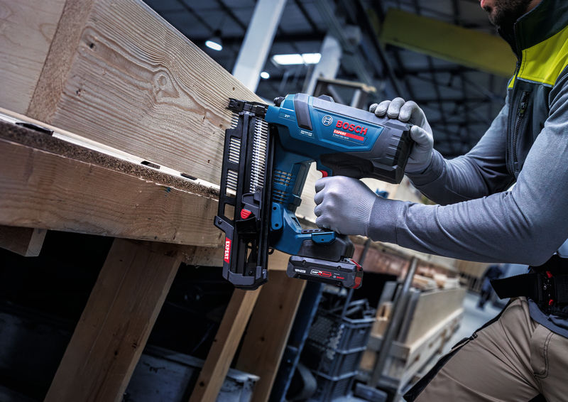 BOSCH Akku-Holznagler EXNH18V-90R in XL-BOXX
