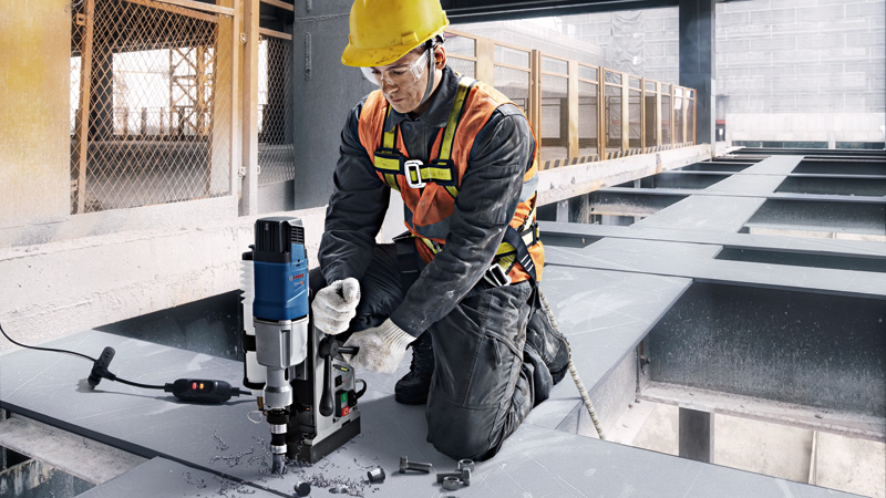 BOSCH Magnet-Kernbohrer GBM 50-2 im Handwerkerkoffer BOSCH Magnet-Kernbohrer GBM 50-2 im Handwerkerkoffer