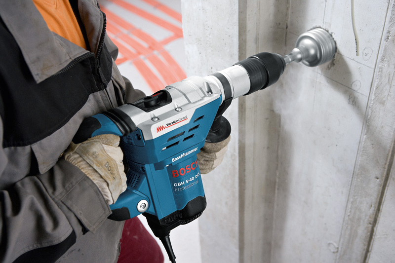BOSCH Combo Kit GBH 5-40 DCE + GWS 880 BOSCH Combo Kit GBH 5-40 DCE + GWS 880