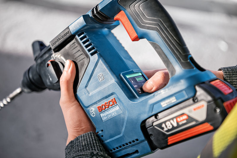 BOSCH Akku-Bohrhammer GBH 18V-24 C + 2 x GBH 18V 5,0 Ah GAL 1880 CV in L-BOXX BOSCH Akku-Bohrhammer GBH 18V-24 C + 2 x GBH 18V 5,0 Ah GAL 1880 CV in L-BOXX