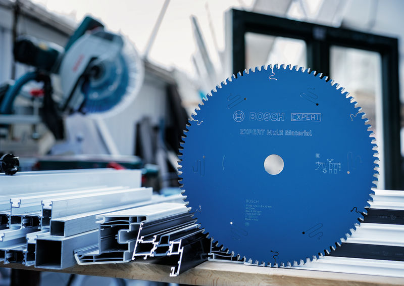 BOSCH EXPERT Multi Material Kreissägeblatt, 210x2,4/1,8x30mm, Z54