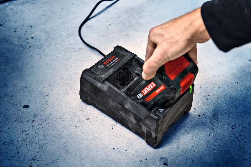 BOSCH Ladegerät GAL 12 V/18V-80