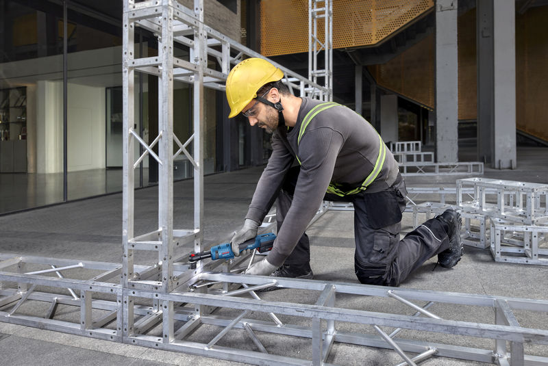 BOSCH Akku-Ratschenschrauber GRC 18V-60 in L-BOXX