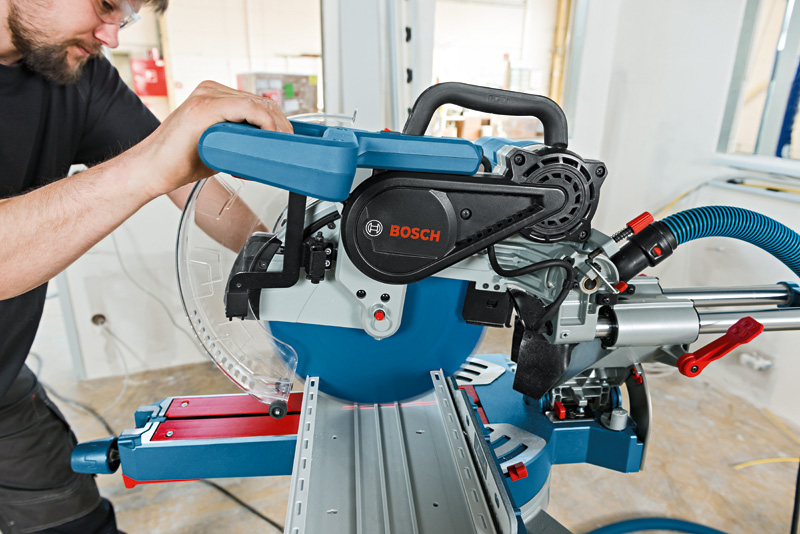 BOSCH Paneelsäge GCM 12 SDE-Professional