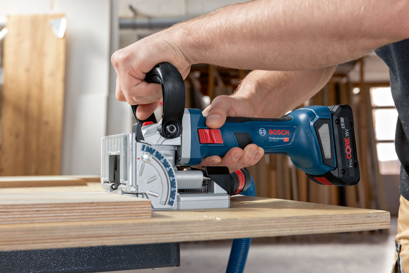 BOSCH Akku-Flachdübelfräse GFF 18V-22 in L-BOXX