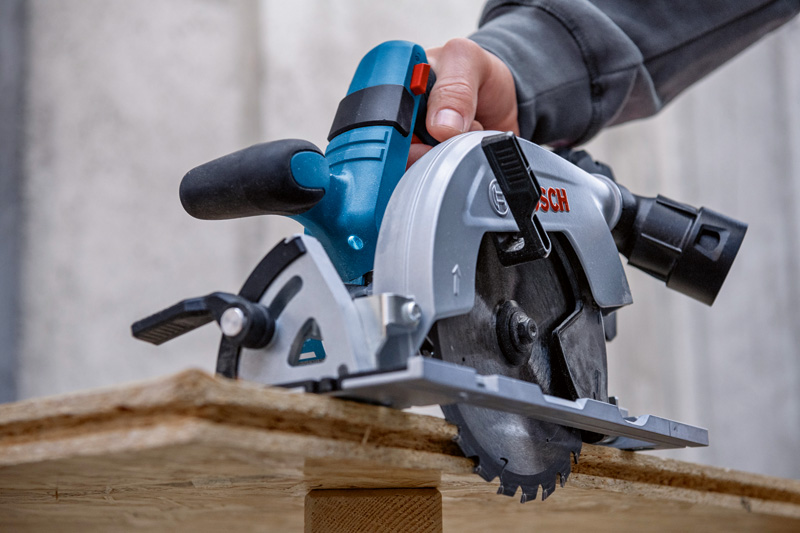 BOSCH Akku-Handkreissäge GKS 18V-57-2 L in L-BOXX
