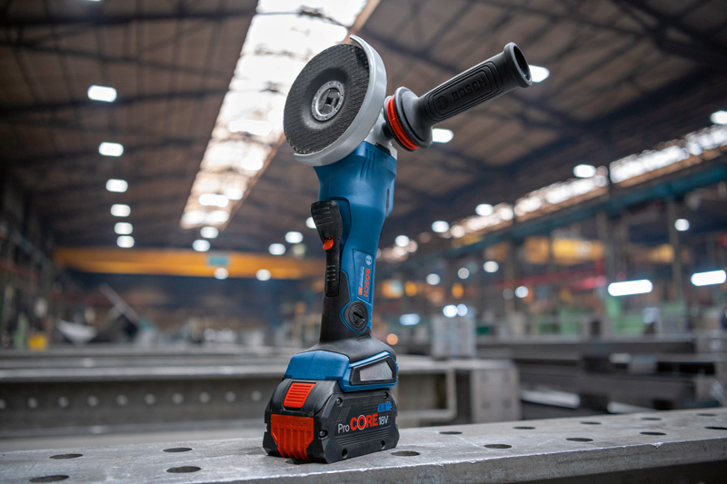 BOSCH Akku-Winkelschleifer BITURBO mit X-LOCK GWX 18V-15 PSC in L-BOXX