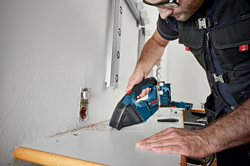 BOSCH Akku-Sauger GAS 12V in L-BOXX