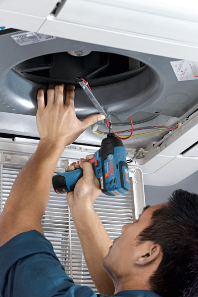 BOSCH Akku-Drehschlagschrauber GDR 12V-110 in L-BOXX