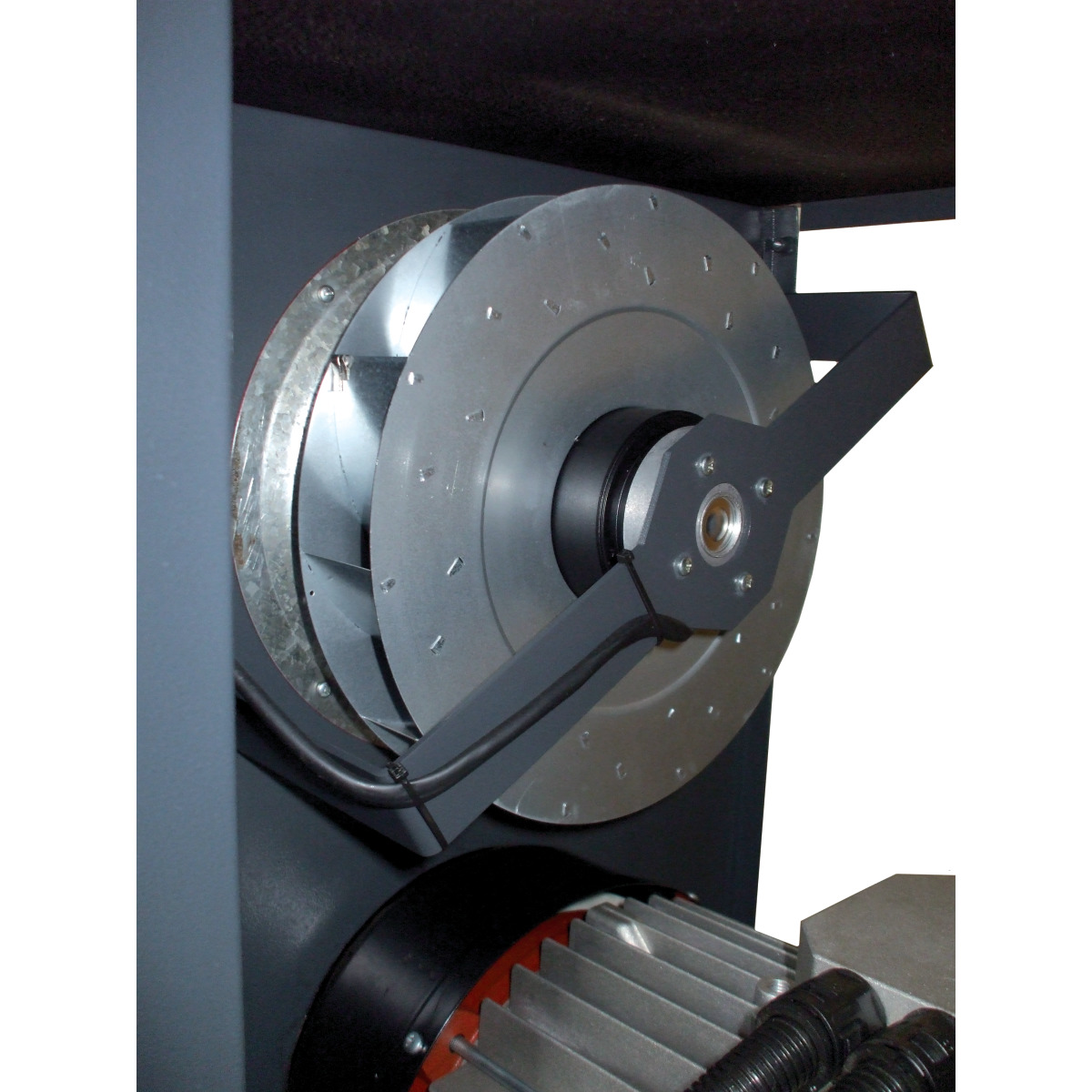 AIRCRAFT Schraubenkompressor mit Rippenbandriemenantrieb (Bodeninstallation) A-PLUS 22-15