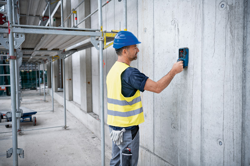 BOSCH Ortungsgerät Wallscanner D-tect 200 C mit 4x 1,5 V-LR6-Batterie (AA)