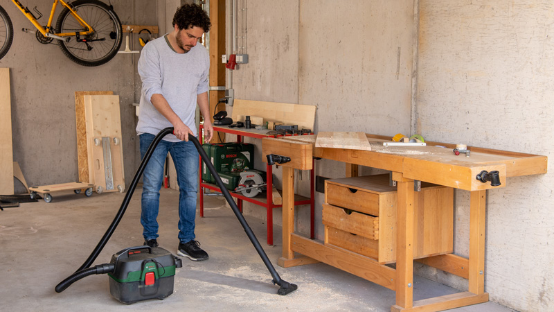BOSCH Akku-Nass- und Trockensauger AdvancedVac 18V-8 BOSCH Akku-Nass- und Trockensauger AdvancedVac 18V-8
