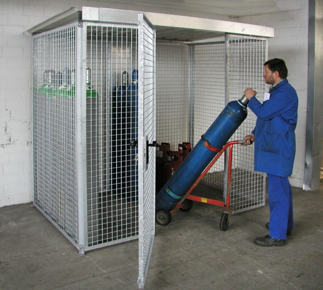 BAUER Gasflaschen-Container GFC-M3/D, feuerverzinkt