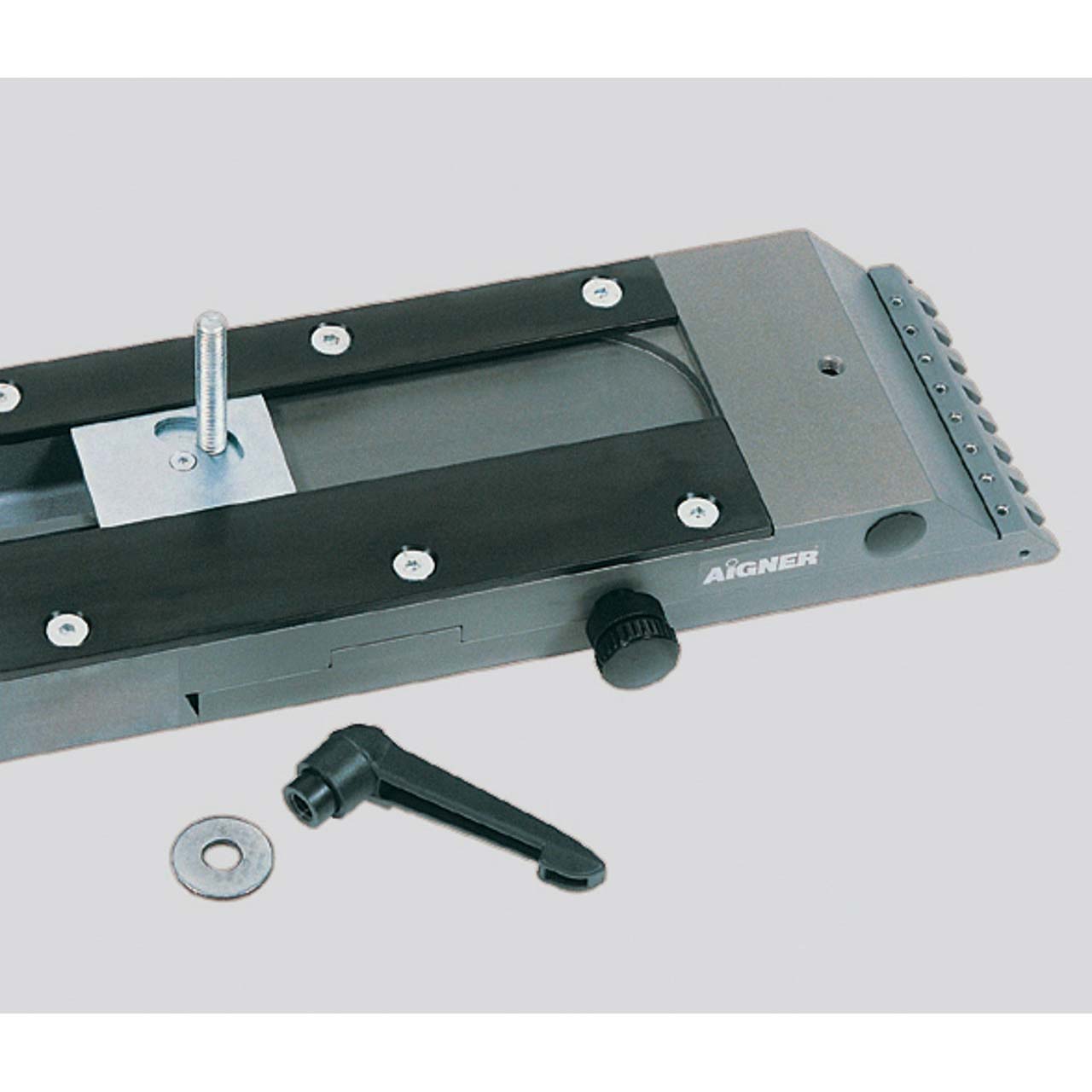 AIGNER Integralanschlag 650 mm Lang