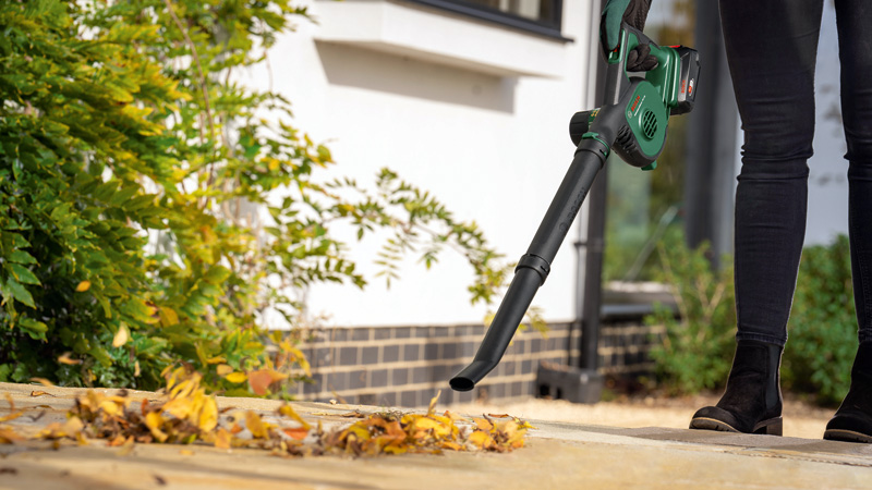 BOSCH Akku-Laubbläser UniversalLeafBlower 18V-130 BOSCH Akku-Laubbläser UniversalLeafBlower 18V-130